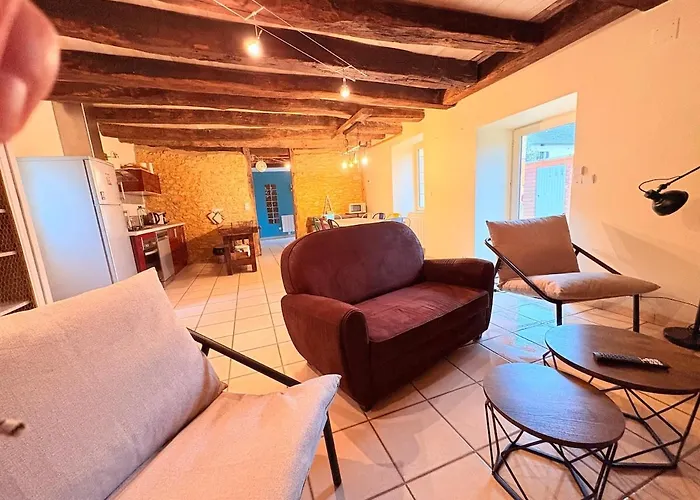 Semesterbostad Le Sorbier Maison De Charme Avec - Lascaux - Perigord *