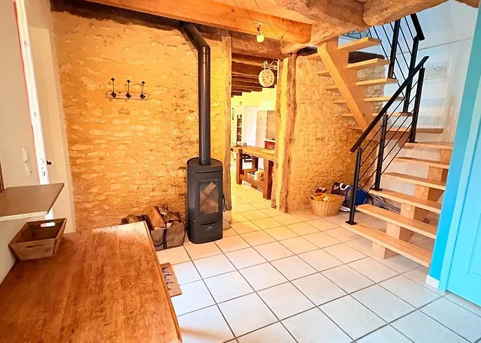 Semesterbostad Le Sorbier Maison De Charme Avec - Lascaux - Perigord *