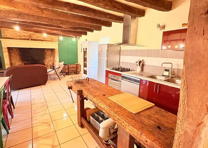 Semesterbostad Le Sorbier Maison De Charme Avec - Lascaux - Perigord *